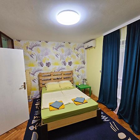 노비사드 Apartman Yellow House 아파트 외부 사진